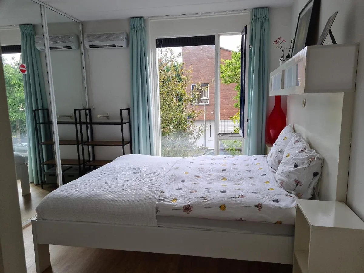 Johan'S B&B With Roofterrace And Cheap Parking - Since 2014 Netherlands