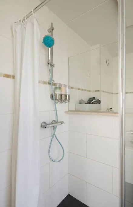 Johan'S B&B, Dakterras & Goedkoop Parkeren - Sinds 2014 Амстердам 0*,  Нидерланды